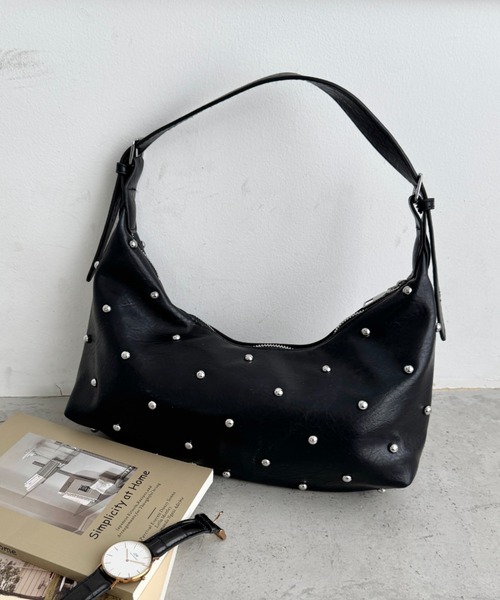 wears(ウェアーズ)の「2way スタッズショルダーバッグ(ショルダーバッグ・レディース・アイボリー/ブラウン/ブラック/ダークブラウン・FREE)」の8枚目の写真