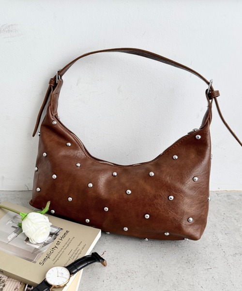wears(ウェアーズ)の「2way スタッズショルダーバッグ(ショルダーバッグ・レディース・アイボリー/ブラウン/ブラック/ダークブラウン・FREE)」の10枚目の写真
