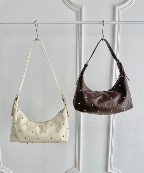 wears(ウェアーズ)の「2way スタッズショルダーバッグ(ショルダーバッグ・レディース・アイボリー/ブラウン/ブラック/ダークブラウン・FREE)」の11枚目の写真