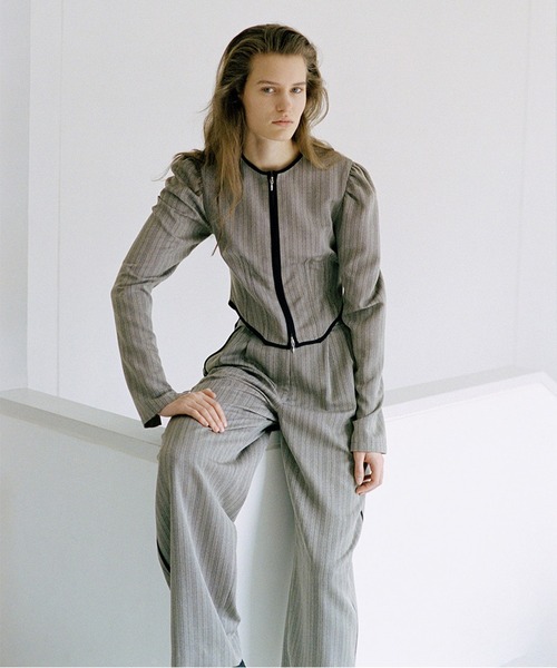 CLANE(クラネ)の「HERRINGBONE CORSET DETAIL TOPS(その他トップス・レディース・ブラック/その他・1/2)」の12枚目の写真