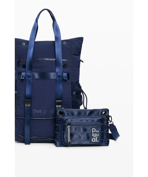 Desigual(デシグアル)の「Navy Voyager Tote Bag / ネイビーボヤージャートートバッグ(バックパック/リュック・レディース・ブルー・FREE)」の4枚目の写真