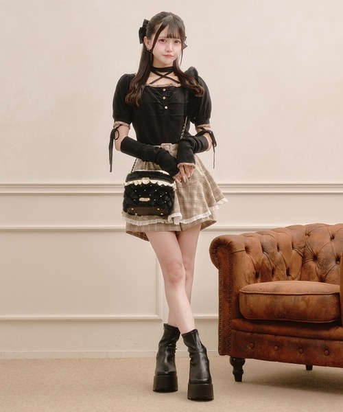 Pal elfy(パルエルフィー)の「ビジュー付きファーバニティバッグ(ショルダーバッグ・レディース・アイボリー/ブラック/ピンク・フリー)」の16枚目の写真