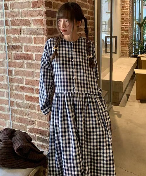 Aelina(エリナ)の「チェック柄長袖ワンピース(ワンピース・レディース・ブラック・FREE)」の15枚目の写真