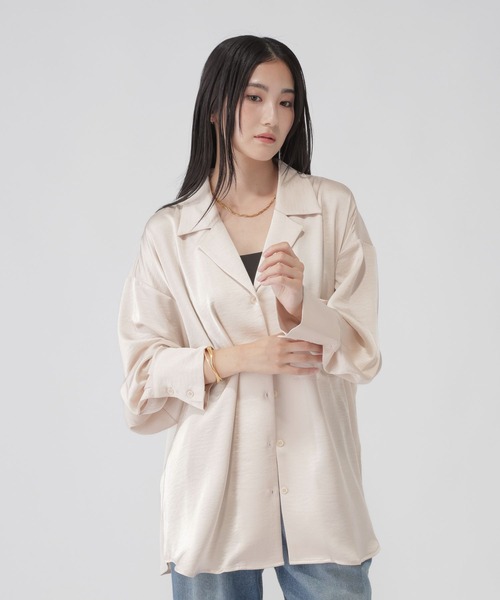 GLOBAL WORK（グローバルワーク）の「BIGサテンシャツ/1052119（シャツ/ブラウス・レディース・ホワイト系その他2/モカ・LARGE/MEDIUM）」の3枚目の写真