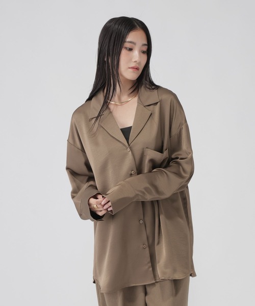 GLOBAL WORK（グローバルワーク）の「BIGサテンシャツ/1052119（シャツ/ブラウス・レディース・ホワイト系その他2/モカ・LARGE/MEDIUM）」の21枚目の写真