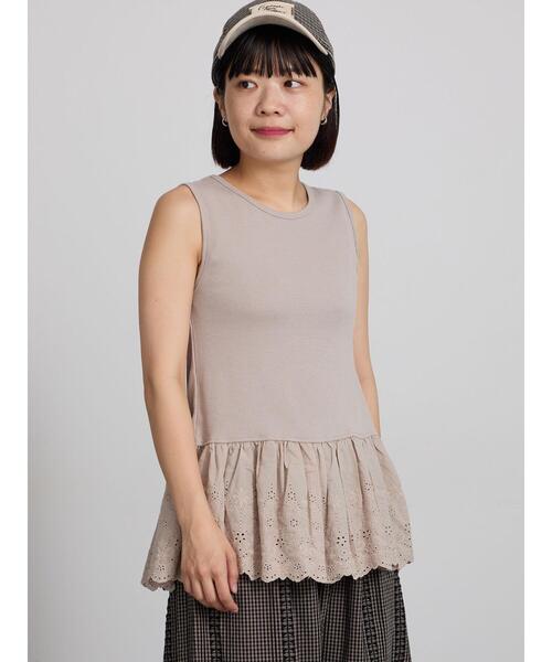 Samansa Mos2(サマンサ モスモス)の「裾レーステレコノースリーブインナー(Tシャツ/カットソー・レディース・ブラック/オフホワイト/ベージュ・F)」の10枚目の写真