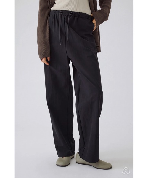 RIM.ARK(リムアーク)の「Active PT(アクティブ パンツ)(その他パンツ・レディース・ブラック/グレイッシュベージュ/チャコールグレー・38/36)」の2枚目の写真