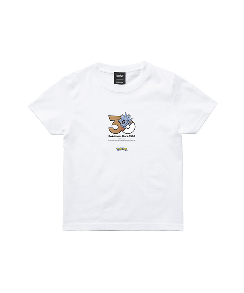 ZOZOSPOT（ゾゾスポット）の「Pokemon 30th Anniversary 1025 T-shirt 「サナギラス」（Tシャツ/カットソー・レディース・ホワイト・SMALL/MEDIUM/LARGE/X-LARGE/XX-LARGE/XXX-LARGE/100cm/110cm/120cm/130cm/140cm/150cm/160cm）」の2枚目の写真