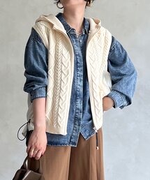 ケーブル異素材ベスト