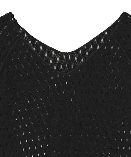 CURRENTAGE(カレンテージ)の「WOOL NYLON RUSSEL V-NECK PULLOVER(Tシャツ/カットソー・レディース・ホワイト/ブラック・1)」の4枚目の写真