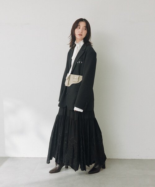 RIVE DROITE(リヴドロワ)の「【à Nice】【2サイズ展開】スカラ刺繍ティアードスカート(スカート・レディース・オフホワイト/ブラック・38/36)」の9枚目の写真