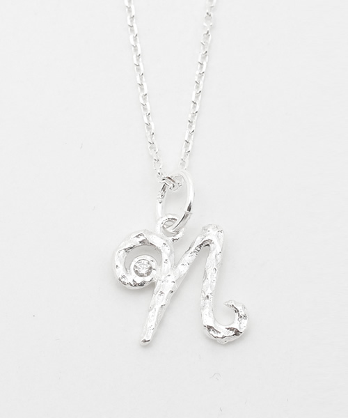 INNOCENT（イノセント）の「SAINTS/イニシャルネックレス（シルバー）（ネックレス・メンズ・A/H/T/I/R/Y/K/M/N/C/E/S・FREE）」の8枚目の写真