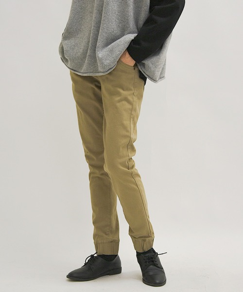 and it_（アンドイット）の「ストレッチコットンツイルジョガ―パンツ（その他パンツ・レディース・ブラック/カーキ/ベージュ・L/3L/4L/LL/M）」の2枚目の写真