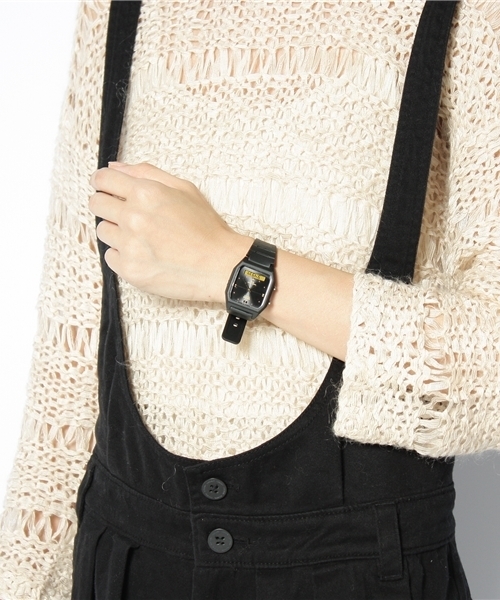 AMERICAN RAG CIE（アメリカンラグシー）の「※同品メーカー重複のためＳＴＯＰ　　CASIO カシオ/201-DNY-CASIO AW48-1V（アナログ腕時計・レディース・ブラック・FREE）」の7枚目の写真