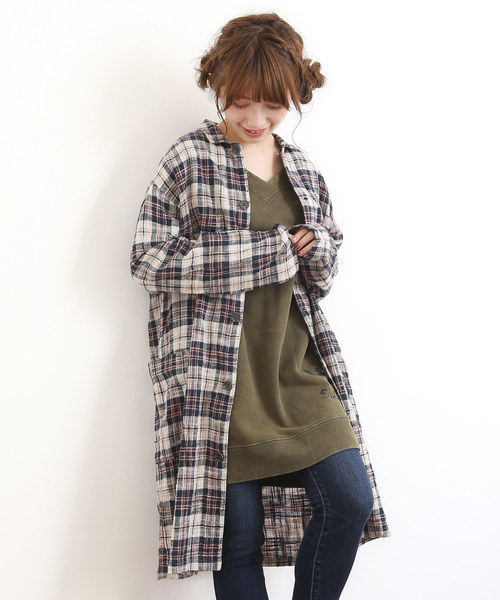 CUBE SUGAR（キューブシュガー）の「度甘ネルチェックコートワンピース（ワンピース・レディース・ホワイト系その他/ベージュ系その他/グリーン系その他/レッド系その他・M）」の2枚目の写真