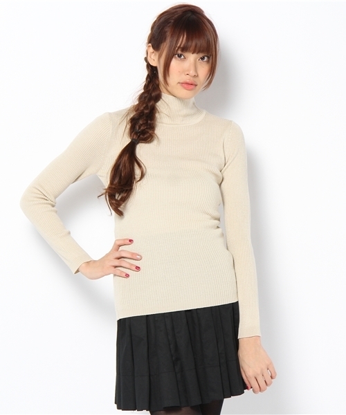 Kastane（カスタネ）の「ハイネックリブプルオーバー（ニット/セーター・レディース・ブラック/ベージュ/ワインレッド・FREE）」の2枚目の写真