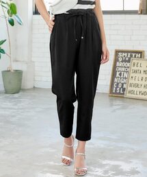 リラックステーパードパンツ