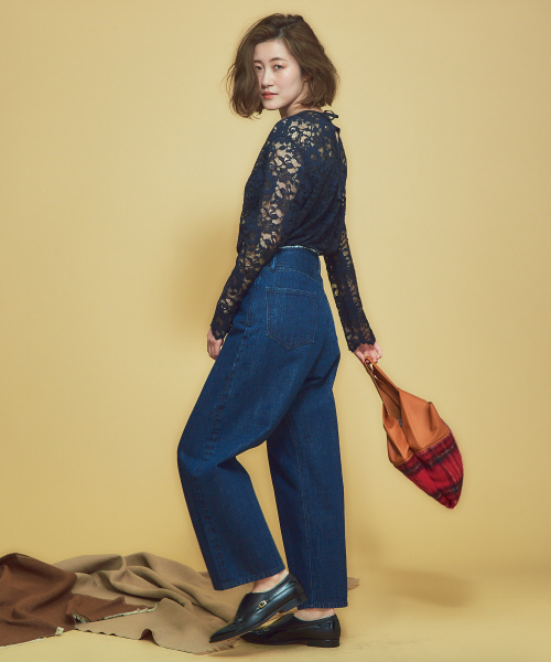 Abahouse Devinette（ドゥヴィネット）の「インディゴラップデニムパンツ（デニムパンツ・レディース・ホワイト/ネイビー・38/36）」の10枚目の写真