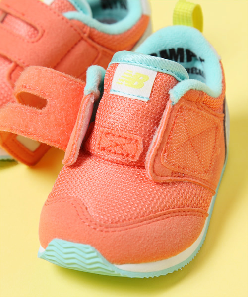 こども ビームス（コドモビームス）の「◎◎NEW BALANCE / "FS620" (12～16.5cm)（スニーカー・キッズ・レッド/オレンジ/ブルー/ミント/レッド系その他/その他1/ブルー系その他/オレンジ系その他・12cm/12.5cm/13cm/13.5㎝/14cm/14.5㎝/15cm/15.5cm/16cm/16.5cm）」の19枚目の写真