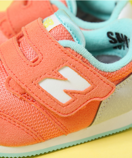 こども ビームス（コドモビームス）の「◎◎NEW BALANCE / "FS620" (12～16.5cm)（スニーカー・キッズ・レッド/オレンジ/ブルー/ミント/レッド系その他/その他1/ブルー系その他/オレンジ系その他・12cm/12.5cm/13cm/13.5㎝/14cm/14.5㎝/15cm/15.5cm/16cm/16.5cm）」の20枚目の写真