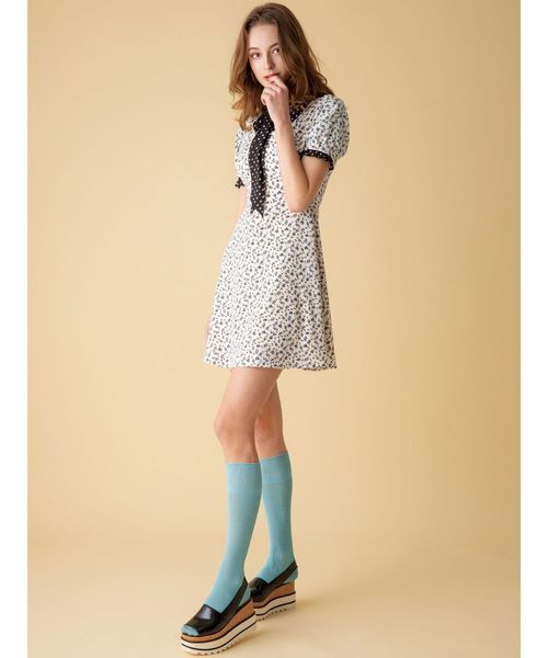 dazzlin（ダズリン）の「エナメル厚底サンダル（サンダル・レディース・アイボリー/ブラック/ピンク・SMALL/MEDIUM/LARGE）」の5枚目の写真