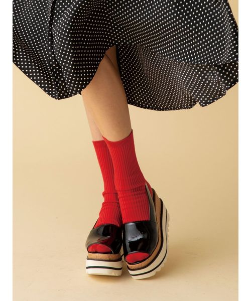 dazzlin（ダズリン）の「エナメル厚底サンダル（サンダル・レディース・アイボリー/ブラック/ピンク・SMALL/MEDIUM/LARGE）」の9枚目の写真