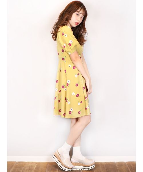 dazzlin（ダズリン）の「エナメル厚底サンダル（サンダル・レディース・アイボリー/ブラック/ピンク・SMALL/MEDIUM/LARGE）」の17枚目の写真