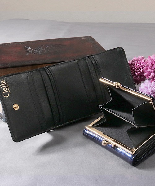 Clelia(クレリア)の「エナメルラメ加工がま口×フラップ三つ折りミニ財布(財布・レディース・ブルー/グリーン・ONE SIZE)」の11枚目の写真