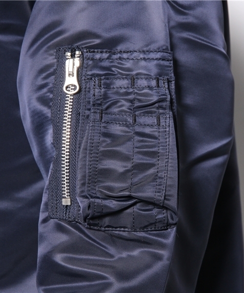 WHO'S WHO gallery（フーズフーギャラリー）の「【WEB限定価格】BIG MA-1（ブルゾン・メンズ・カーキ/ネイビー・FREE）」の5枚目の写真