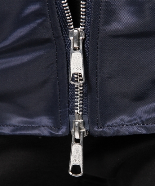 WHO'S WHO gallery（フーズフーギャラリー）の「【WEB限定価格】BIG MA-1（ブルゾン・メンズ・カーキ/ネイビー・FREE）」の3枚目の写真