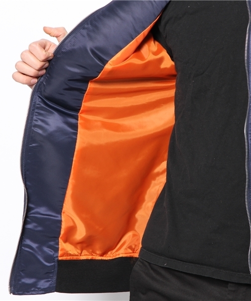 WHO'S WHO gallery（フーズフーギャラリー）の「【WEB限定価格】BIG MA-1（ブルゾン・メンズ・カーキ/ネイビー・FREE）」の8枚目の写真