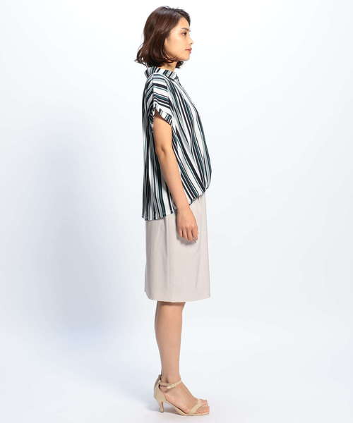 NARACAMICIE（ナラカミーチェ）の「マルチストライププリントジャージー半袖スキッパーシャツ（Tシャツ/カットソー・レディース・グリーン/ブラック/ボルドー・MEDIUM）」の9枚目の写真