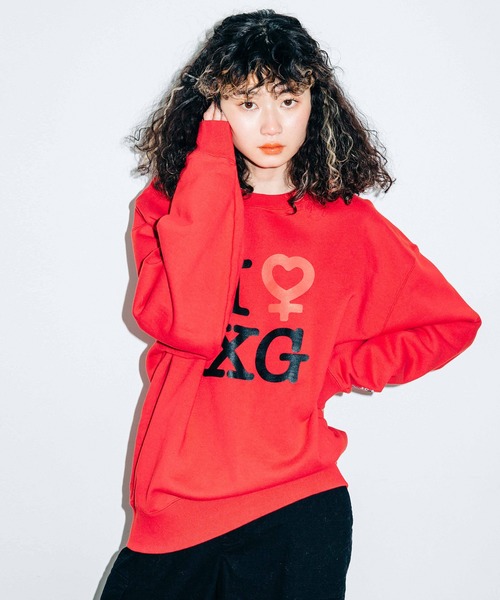 X-girl（エックスガール）の「FEMINISM CREW SWEAT TOP（スウェット 