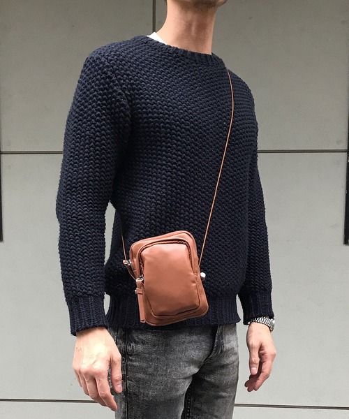 CURI BISCUI（キュリ　ビスキュイ）の「＜2020年春夏の新作＞スムース 合皮 ミニショルダーバッグ（ショルダーバッグ・レディース・ブラック/ブラウン/ブルー/アイボリー・FREE）」の14枚目の写真