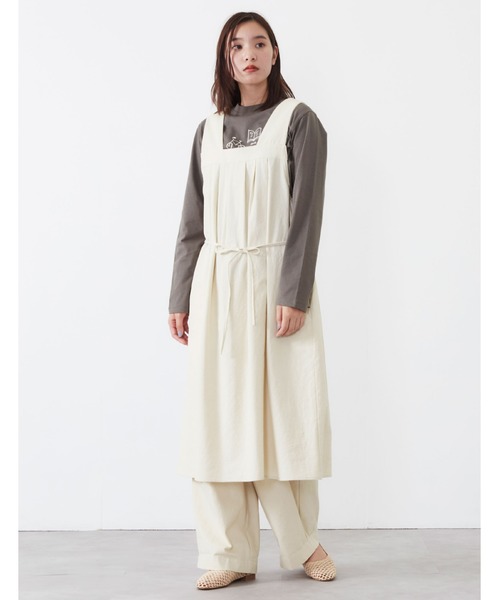 POU DOU DOU(プードゥドゥ)の「タックジャンパースカート(ワンピース・レディース・ダークブラウン/インディゴブルー/アイボリー・3)」の6枚目の写真