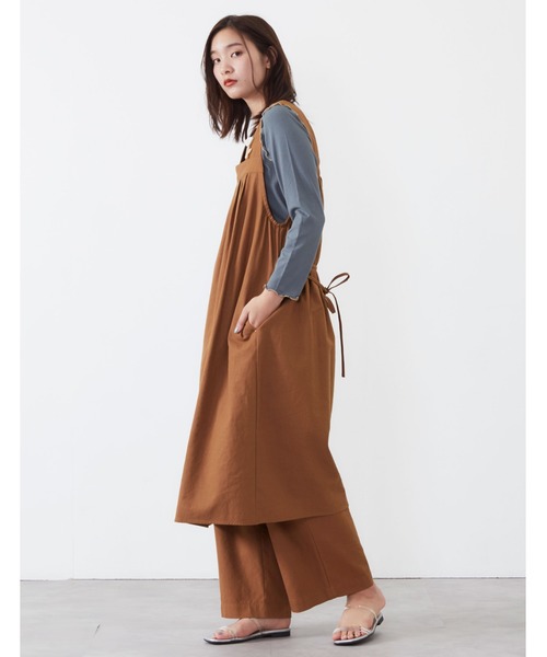 POU DOU DOU(プードゥドゥ)の「タックジャンパースカート(ワンピース・レディース・ダークブラウン/インディゴブルー/アイボリー・3)」の12枚目の写真
