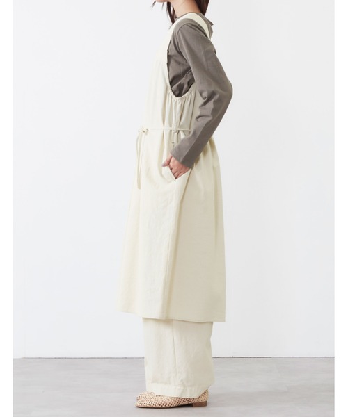 POU DOU DOU(プードゥドゥ)の「タックジャンパースカート(ワンピース・レディース・ダークブラウン/インディゴブルー/アイボリー・3)」の21枚目の写真