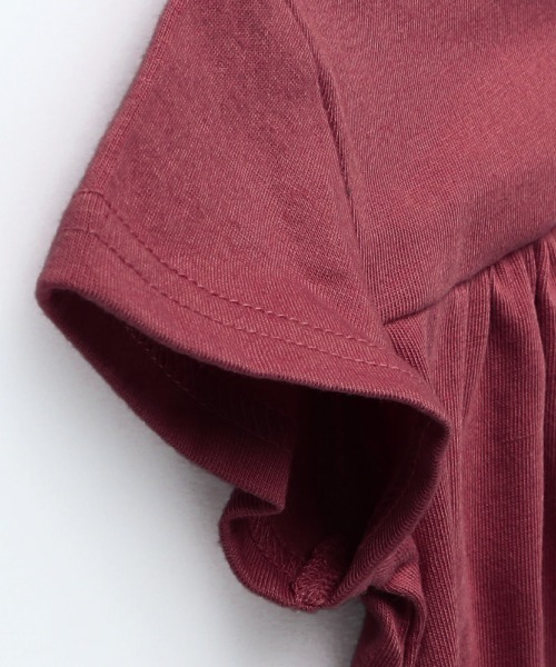 BRANSHES（ブランシェス）の「【WEB限定】胸元ギャザー半袖ワンピース（ワンピース・キッズ・ベージュ/ブルー/フューシャピンク/ダークグリーン/キャメル/ブラック・90cm/100cm/110cm/120cm/130cm/140cm/150cm）」の13枚目の写真