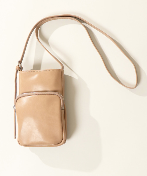 CONTROL FREAK / CTFK（コントロールフリーク）の「CONTROL FREAK バーティカルモバイルショルダー（ショルダーバッグ・レディース・その他/ブラック/ベージュ・ONESIZE）」の3枚目の写真