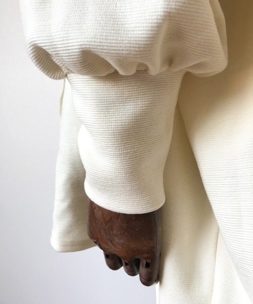 d3d5（ディースリーディーファイブ）の「mlt3033-ハイネックビッグシルエットカットソー（Tシャツ/カットソー・メンズ・クリーム/カーキ・FREE）」の20枚目の写真