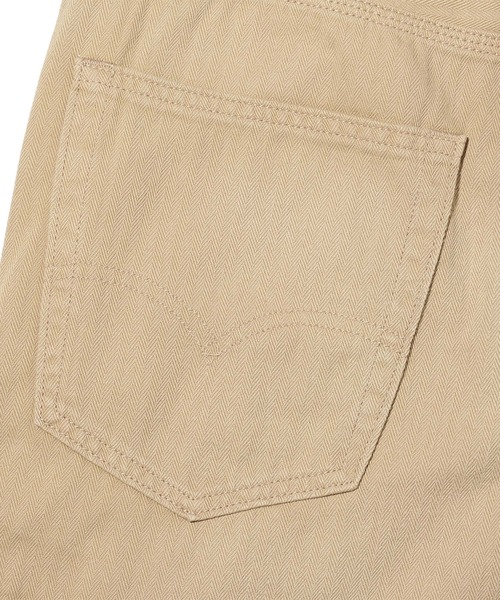 Levi's(リーバイス)の「STAY LOOSE CARPENTER RAMENYTE TANNIN(チノパンツ・メンズ・マルチ・W34 L32/W36 L32/W33 L32/W31 L32/W30 L32/W28 L32/W29 L32/W32 L32)」の10枚目の写真