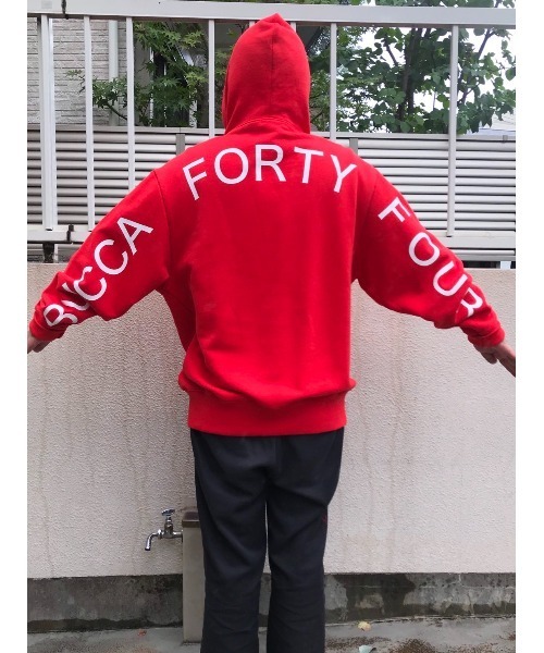 BUCCA 44（ブッカフォーティーフォー）の「【BUCCA 44】バックプリントプルオーバーパーカー（パーカー・メンズ・レッド/カーキ・MEDIUM/LARGE/X-LARGE/XX-LARGE/XXX-LARGE）」の10枚目の写真