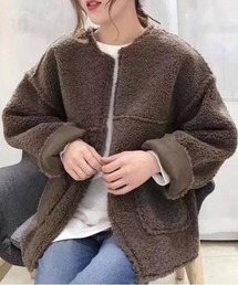 ノーカラーボアコート