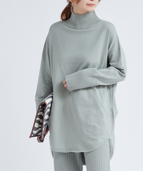 DouDou（ドゥドゥ）の「セットアップタートルチュニック（ニット/セーター・レディース・オフホワイト/チャコールグレー/グリーン/グレイッシュベージュ/ベージュ・FREE）」の5枚目の写真