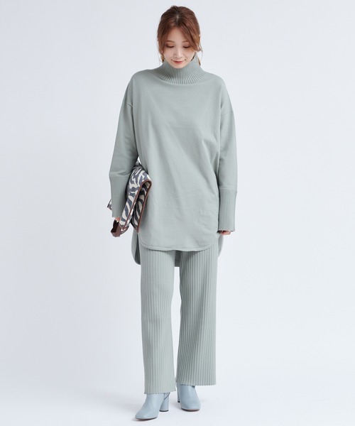 DouDou（ドゥドゥ）の「セットアップタートルチュニック（ニット/セーター・レディース・オフホワイト/チャコールグレー/グリーン/グレイッシュベージュ/ベージュ・FREE）」の17枚目の写真