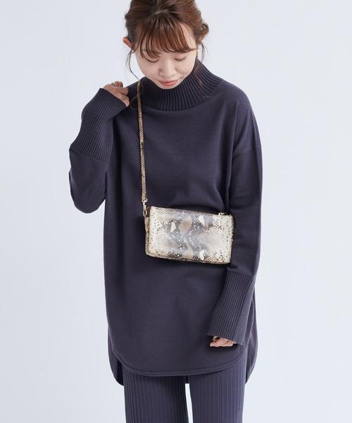 DouDou（ドゥドゥ）の「セットアップタートルチュニック（ニット/セーター・レディース・オフホワイト/チャコールグレー/グリーン/グレイッシュベージュ/ベージュ・FREE）」の11枚目の写真