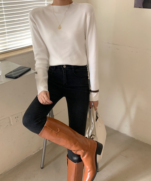 Girly Doll(ガーリードール)の「ベーシックニットトップス(ニット/セーター・レディース・ブラック/ブラック系その他2/ブラック系その他3/グレー/グレー系その他/グレー系その他2/ブラウン系その他3/ブラウン系その他4/ブラウン系その他5/カーキ/グリーン系その他/グリーン系その他2/キャメル/イエロー系その他/イエロー系その他2/ボルドー/レッド系その他/レッド系その他2/ホワイト/ベージュ系その他2/ホワイト系その他2/ホワイト系その他/ブラウン系その他/ベージュ系その他/ベージュ/ブラウン・FREE)」の4枚目の写真
