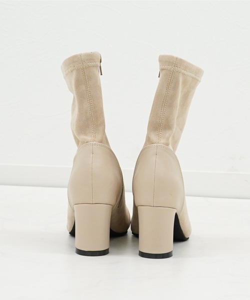 archives(アルシーヴ)の「スクエアミドルブーツ(ブーツ・レディース・ブラウン/ベージュ・LARGE/MEDIUM)」の3枚目の写真