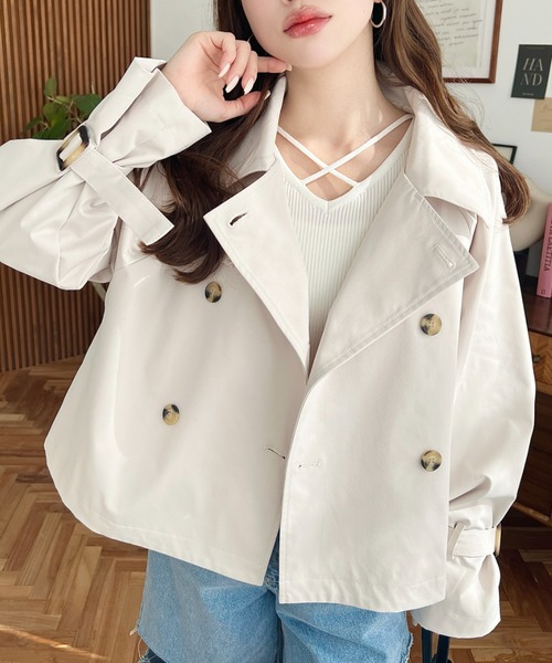 moment+(モーメントプラス)の「【累計販売枚数1万枚突破!】コットンライクツイルキャンディスリーブショートトレンチ(トレンチコート・レディース・グレイッシュベージュ/ブラウン/ライトカーキ/ブラック/ベージュ/アイボリー/カーキ/ネイビー・M/L/S)」の13枚目の写真