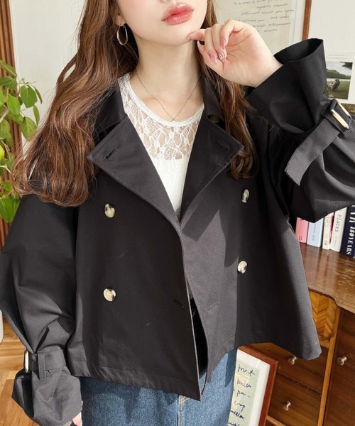 moment+(モーメントプラス)の「【累計販売枚数1万枚突破!】コットンライクツイルキャンディスリーブショートトレンチ(トレンチコート・レディース・グレイッシュベージュ/ブラウン/ライトカーキ/ブラック/ベージュ/アイボリー/カーキ/ネイビー・M/L/S)」の15枚目の写真